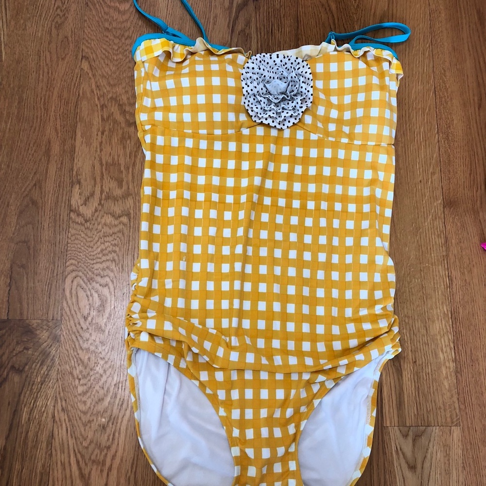 One piece swimsuit